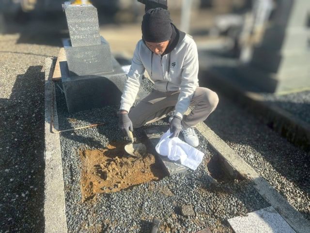 大垣市興福地　お墓リフォーム　①墓石解体